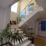 Βίλα Luxurious, Modern Six Bedroom In