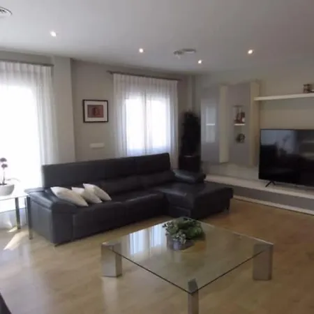 Luxurious, Modern Six Bedroom In * Dénia