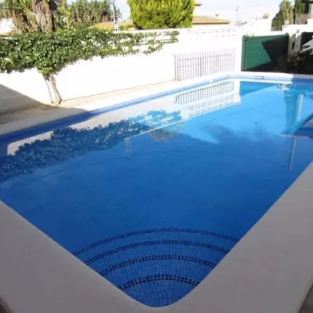 Luxurious, Modern Six Bedroom In * Dénia
