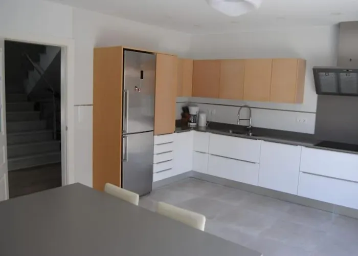 Luxurious, Modern Six Bedroom In *