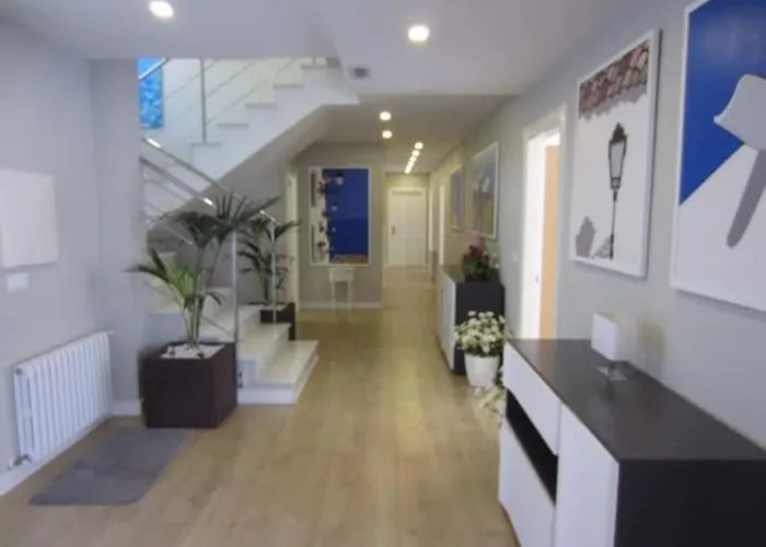Luxurious, Modern Six Bedroom In Villa Denia